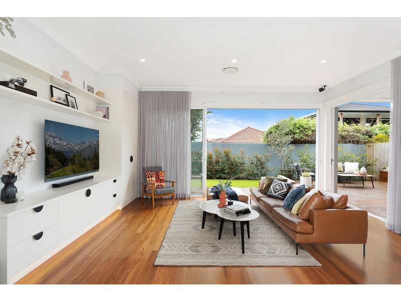 6 McKinnon Avenue, Five Dock NSW 2046