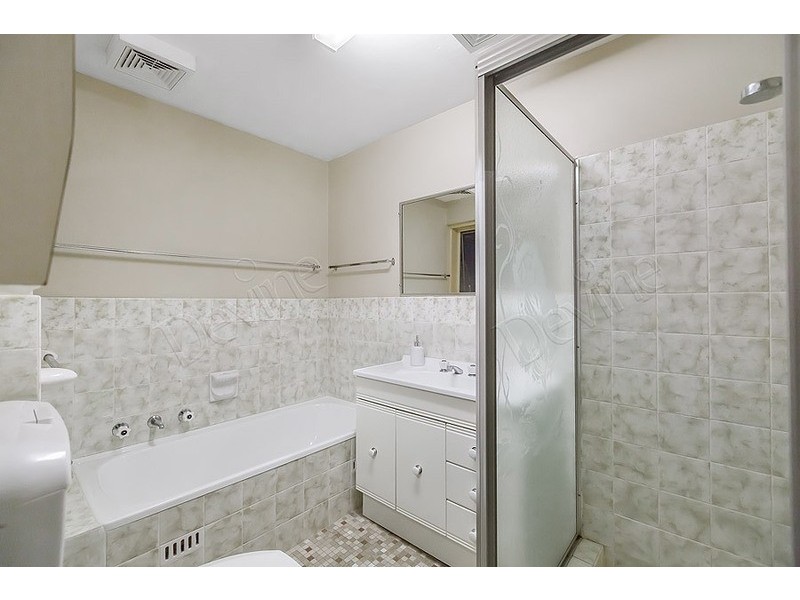 2/18 Walton Crescent, Abbotsford NSW 2046