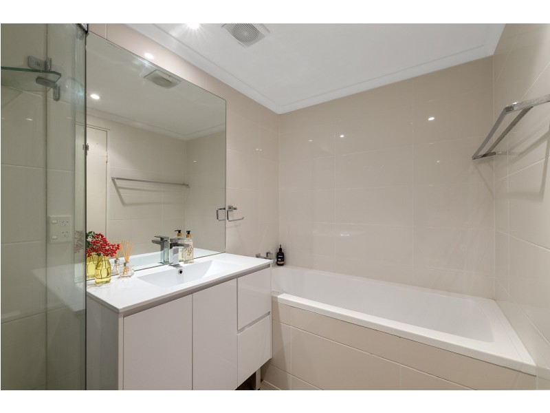 2/292-298 Burns Bay Road, Lane Cove NSW 2066
