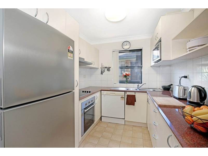 2/15 Mafeking Avenue, Lane Cove NSW 2066