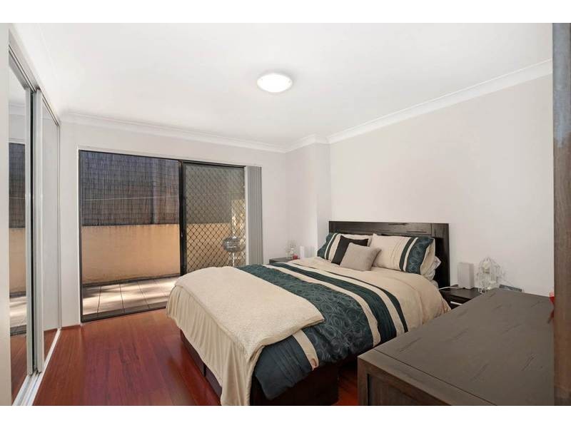 2/15 Mafeking Avenue, Lane Cove NSW 2066