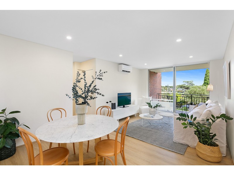 18/8 Bortfield Drive, Chiswick NSW 2046