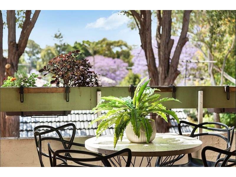 18/133-137 Burns Bay Road, Lane Cove NSW 2066