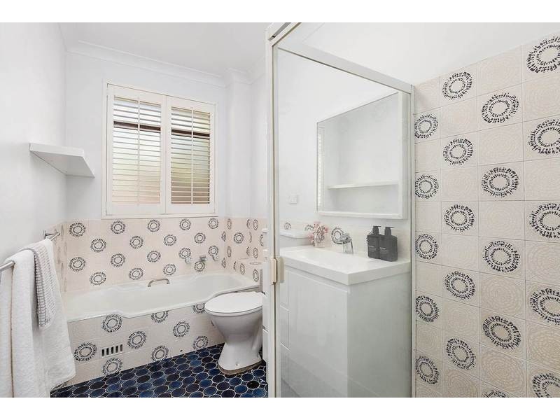 18/133-137 Burns Bay Road, Lane Cove NSW 2066