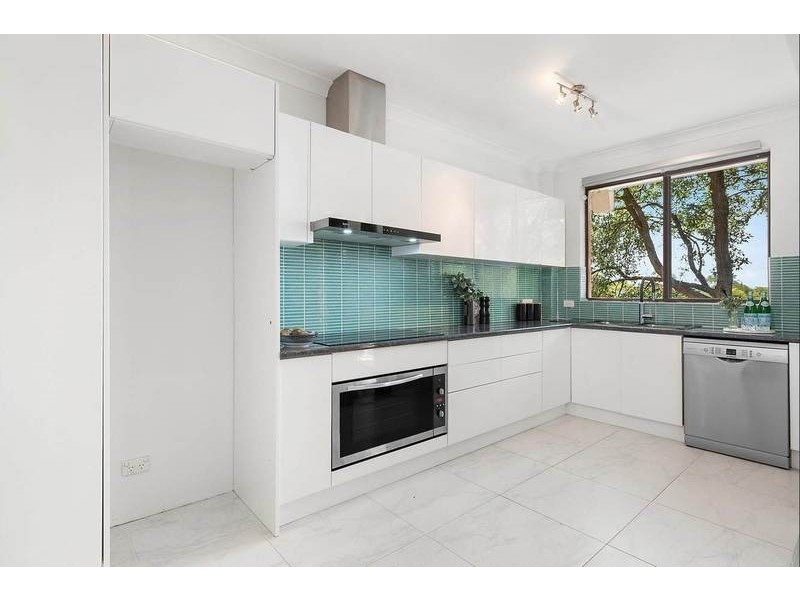 18/133-137 Burns Bay Road, Lane Cove NSW 2066