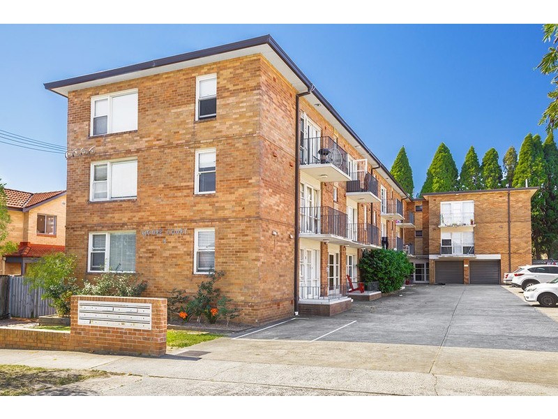 11/4 Moore Street, Drummoyne NSW 2047