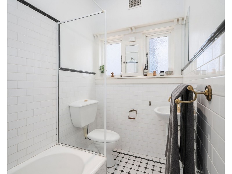 4a Massey Street, Gladesville NSW 2111