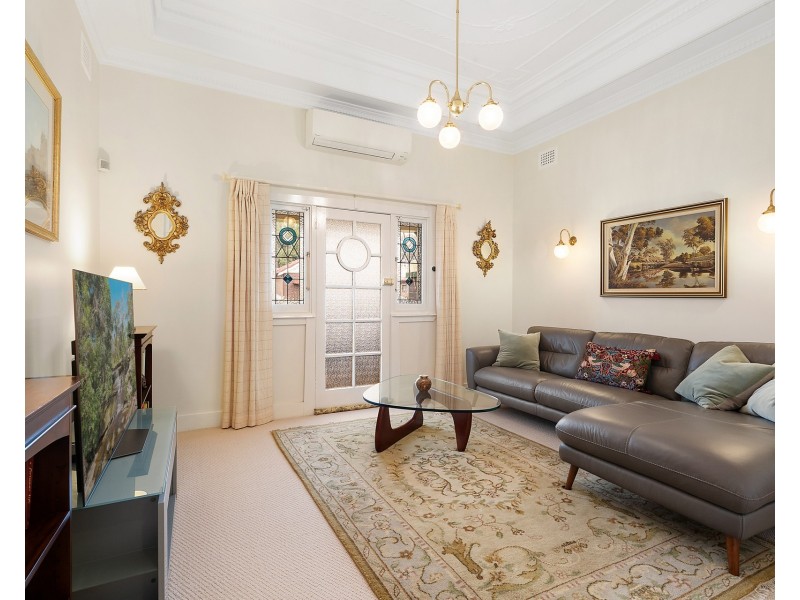 8 Raynor Avenue, Abbotsford NSW 2046