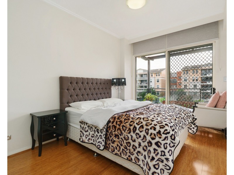 42/1 Janoa Place, Chiswick NSW 2046