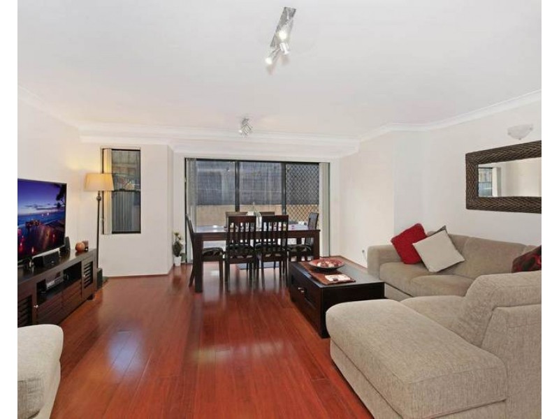 2/15 Mafeking Avenue, Lane Cove NSW 2066