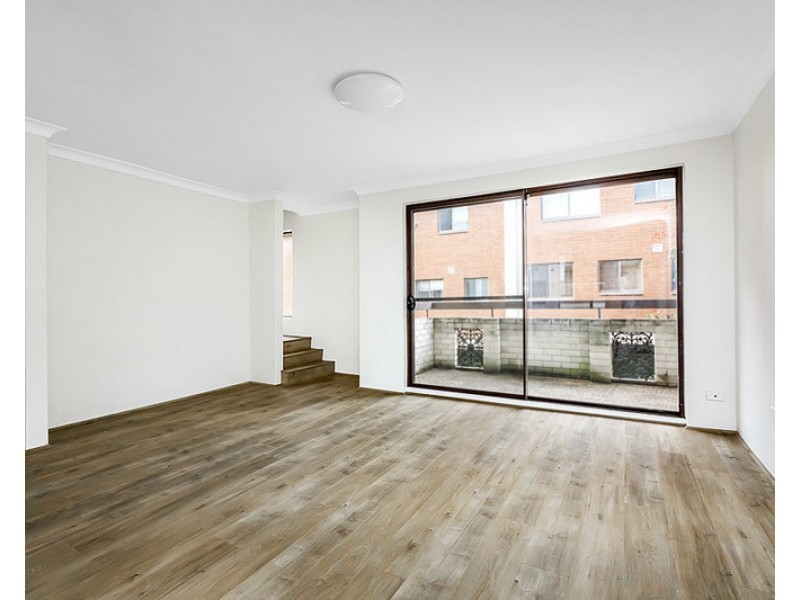 2/56 St Albans Street, Abbotsford NSW 2046