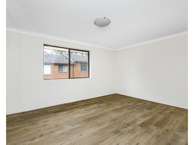 2/56 St Albans Street, Abbotsford NSW 2046