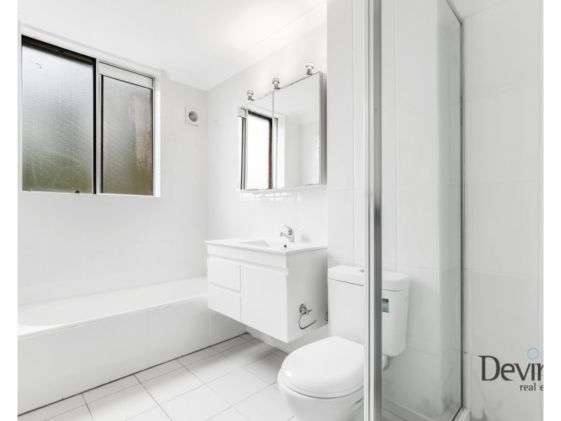 28/8 Bortfield Drive, Chiswick NSW 2046