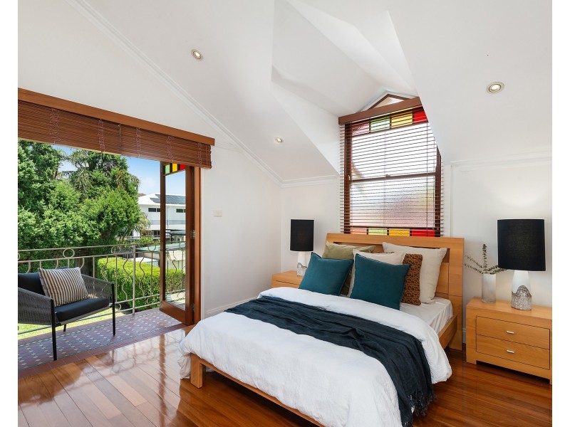 27 Noble Street, Rodd Point NSW 2046