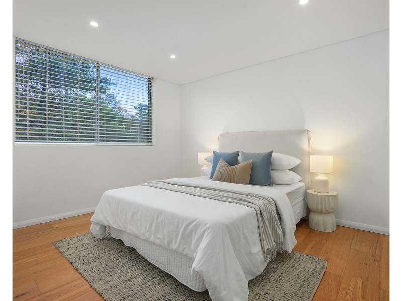 4/11 Bortfield Drive, Chiswick NSW 2046