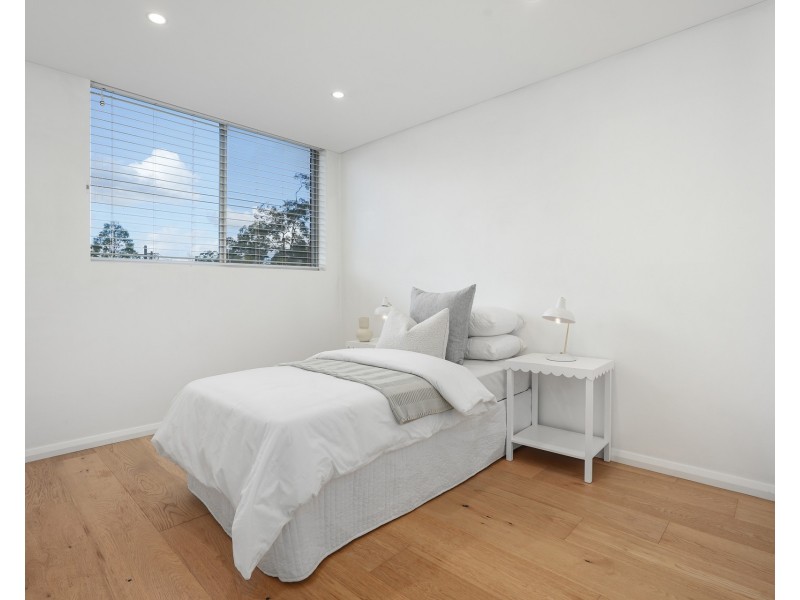 4/11 Bortfield Drive, Chiswick NSW 2046