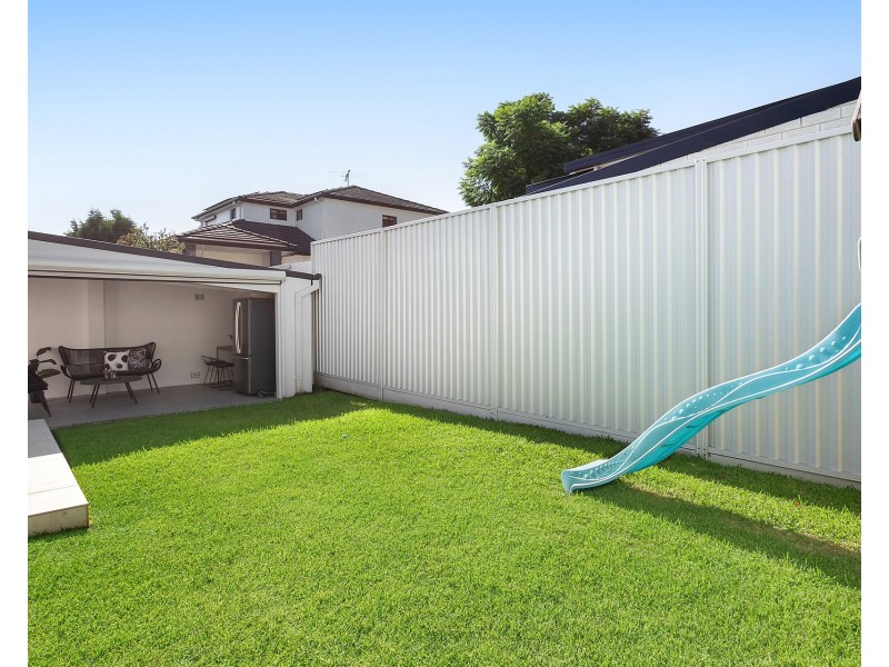 4 Atkins Avenue, Russell Lea NSW 2046