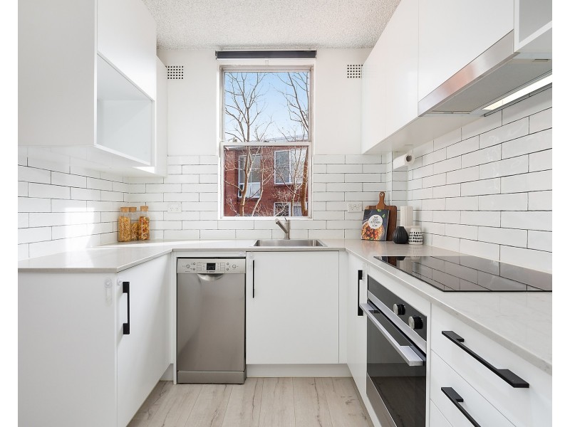 8/4 Napier Street, Drummoyne NSW 2047