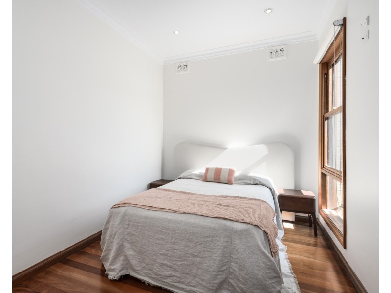 16 Edenholme Road, Russell Lea NSW 2046