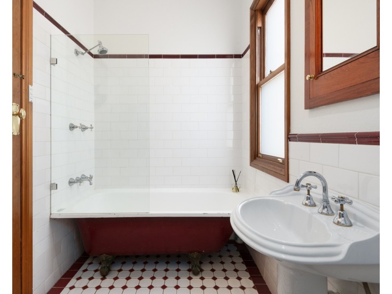 16 Edenholme Road, Russell Lea NSW 2046