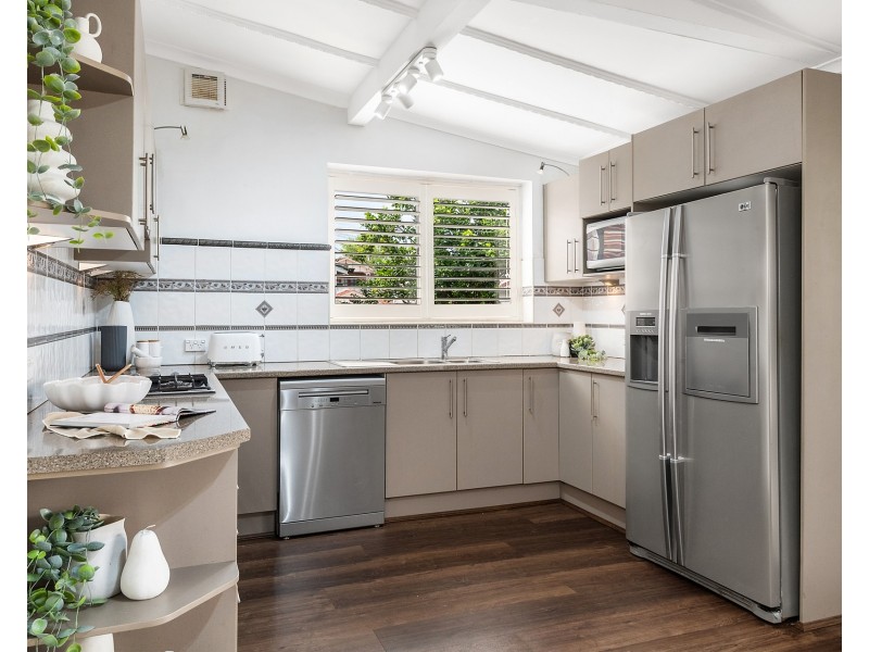 31 First Avenue, Rodd Point NSW 2046