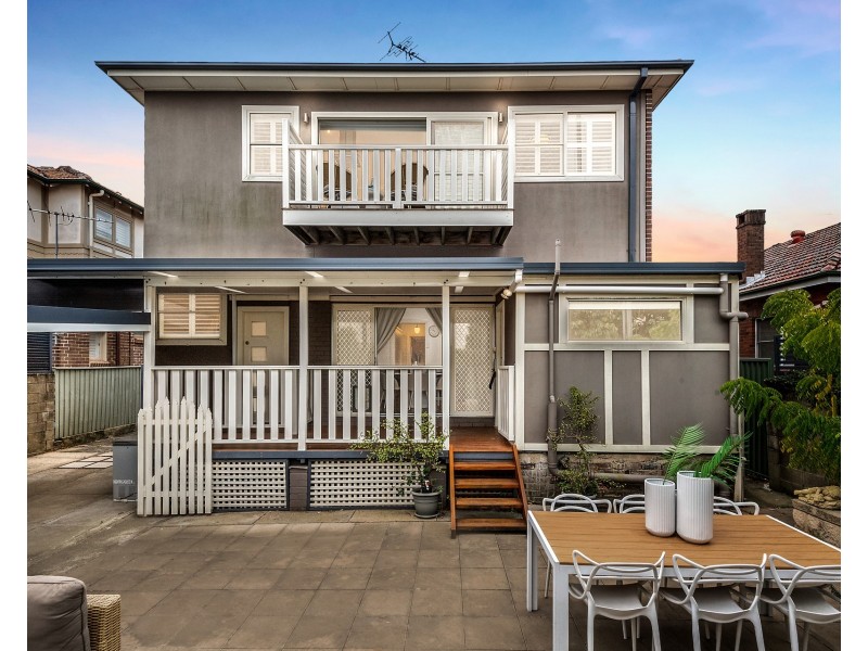 31 First Avenue, Rodd Point NSW 2046