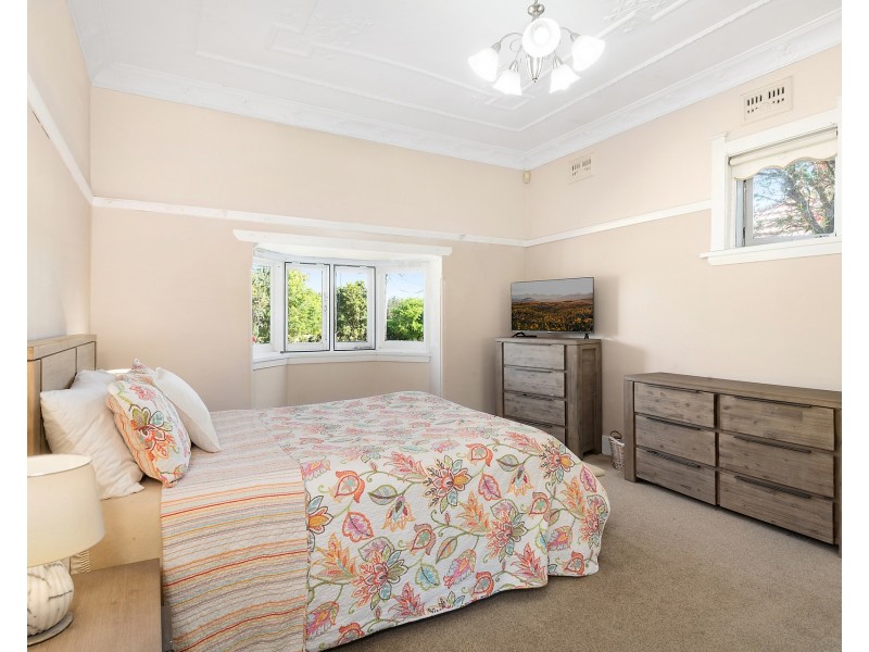 48 Henley Marine Drive, Rodd Point NSW 2046