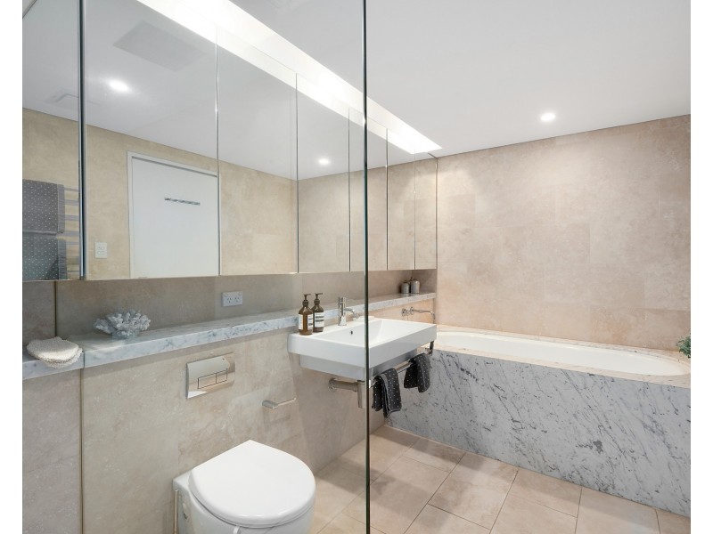 2/6 Walton Crescent, Abbotsford NSW 2046