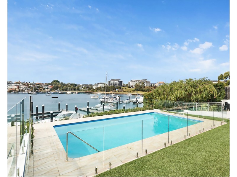 2/6 Walton Crescent, Abbotsford NSW 2046