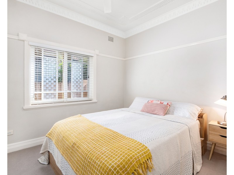 46 First Avenue, Rodd Point NSW 2046