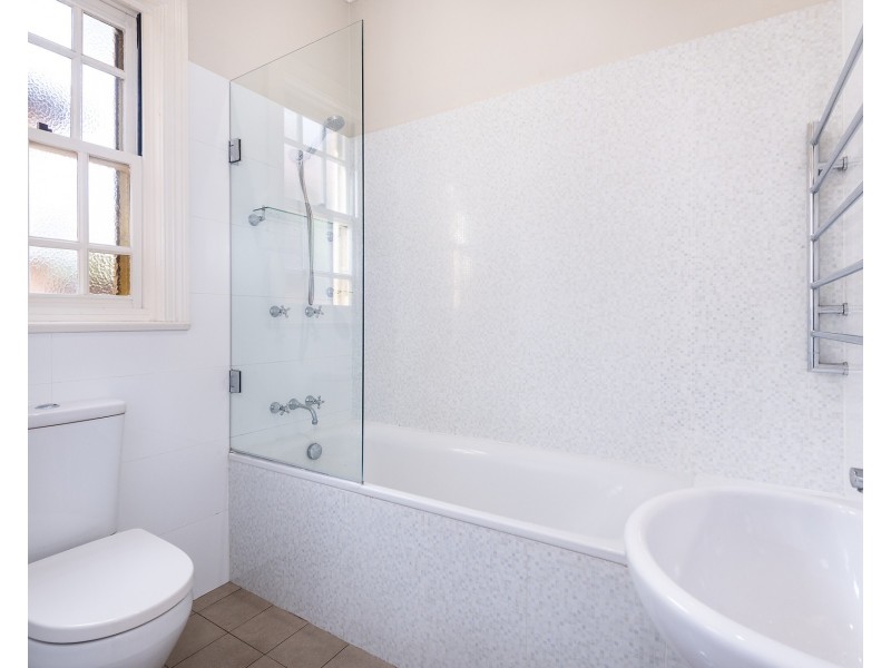 46 First Avenue, Rodd Point NSW 2046