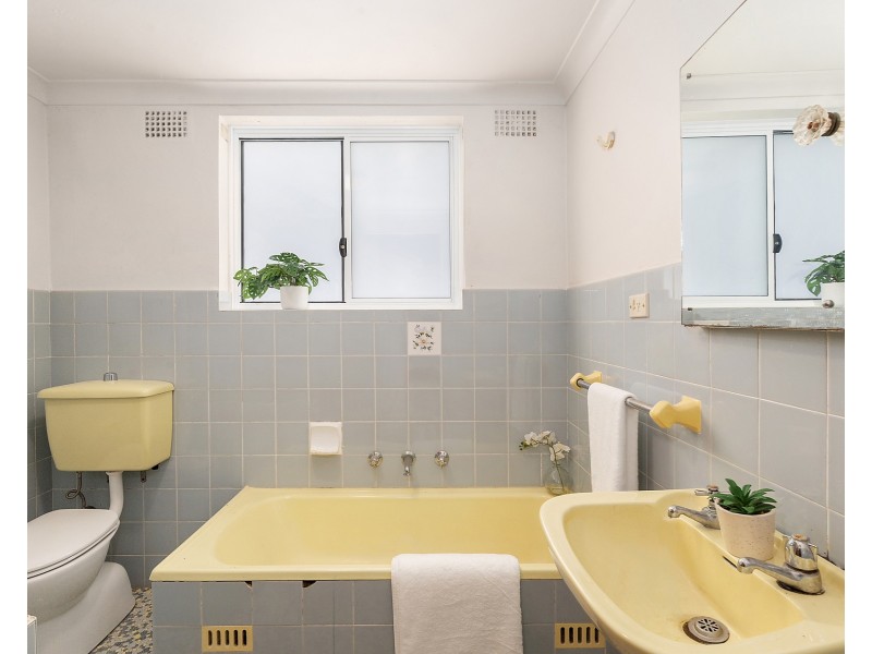 1/11 Bayswater Street, Drummoyne NSW 2047