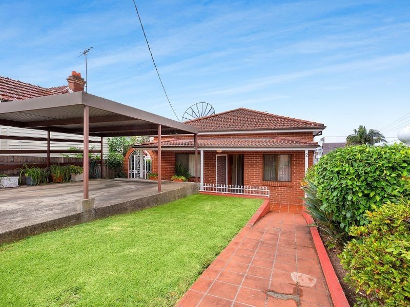 2 Florence Street, Hurlstone Park NSW 2193