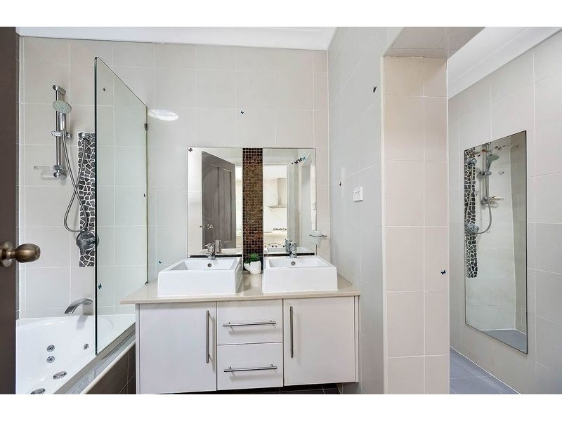 29 Woodland Street, Marrickville NSW 2204