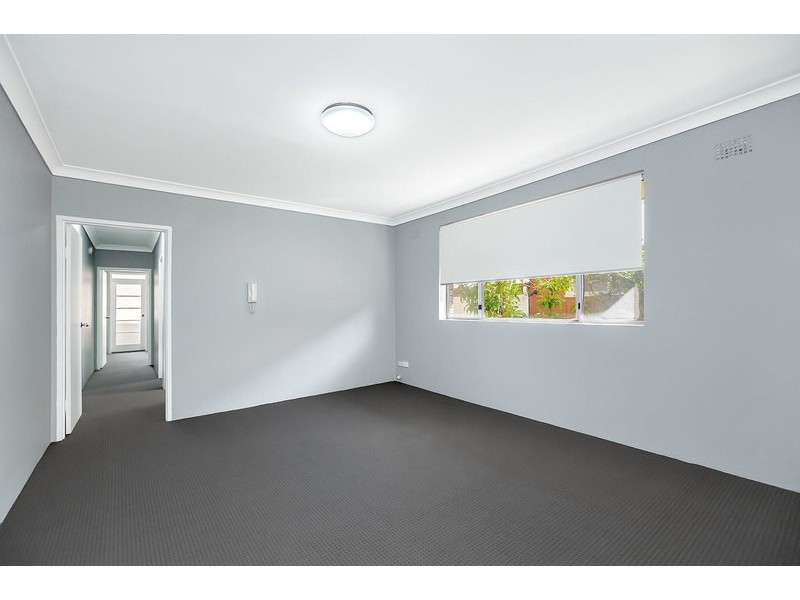 2/7 Harnett Avenue, Marrickville NSW 2204