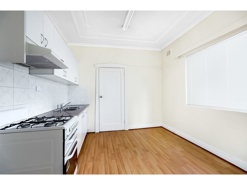 2/94 Despointes Street, Marrickville NSW 2204