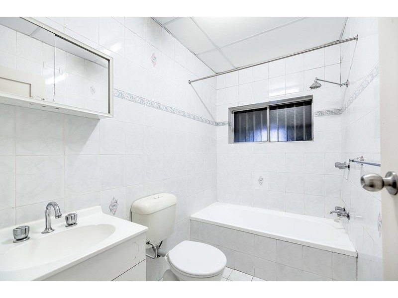 2/94 Despointes Street, Marrickville NSW 2204