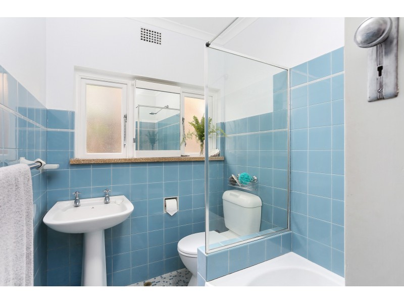 2/39 Harrow Road, Bexley NSW 2207