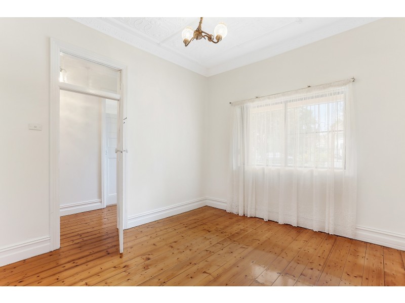 132 Floss Street, Hurlstone Park NSW 2193