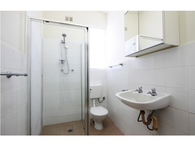 2/33 Canonbury Grove, Dulwich Hill NSW 2203