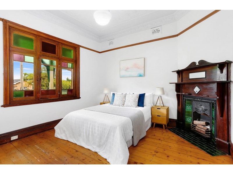 18 Dunstaffenage Street, Hurlstone Park NSW 2193