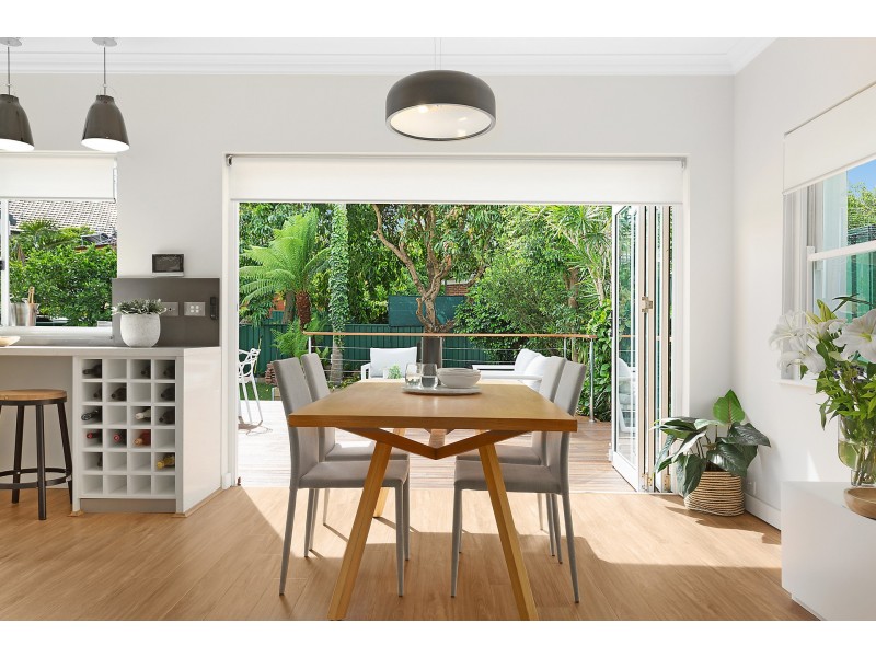 7 Macquarie Road, Earlwood NSW 2206