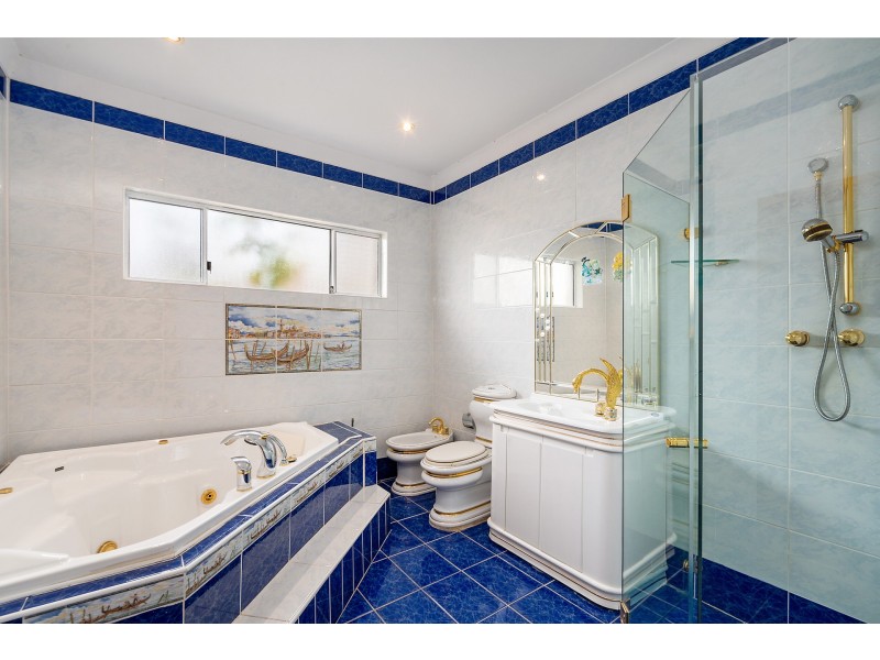 14 Woods Parade, Earlwood NSW 2206