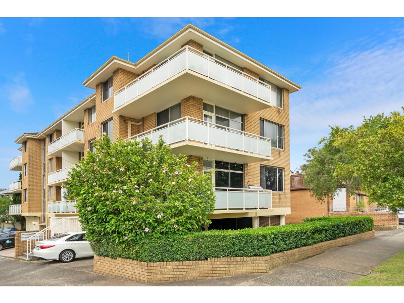 1/307 New Canterbury Road, Lewisham NSW 2049