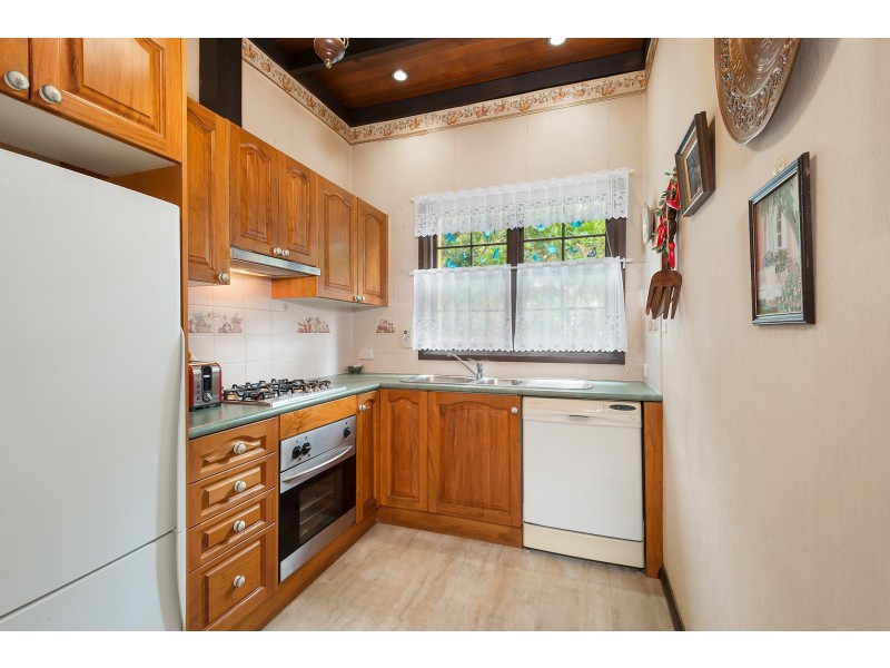 42 Tennent Parade, Hurlstone Park NSW 2193