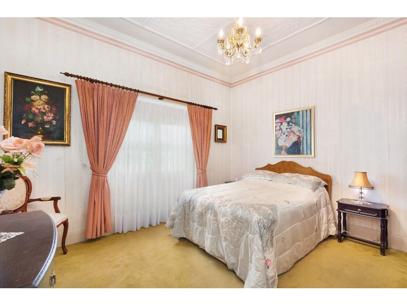 42 Tennent Parade, Hurlstone Park NSW 2193