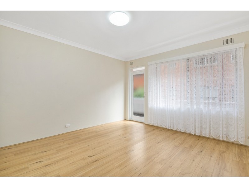 4/302 Livingstone Road, Marrickville NSW 2204