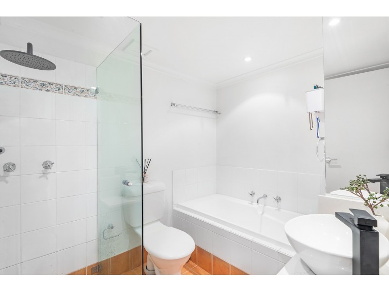 24/3 Williams Parade, Dulwich Hill NSW 2203