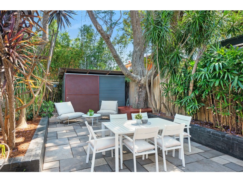 33 Charlecot Street, Dulwich Hill NSW 2203