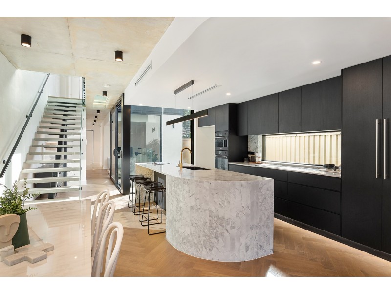 29B Woodland Street, Marrickville NSW 2204